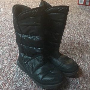 The North Face Black Snow Boots!